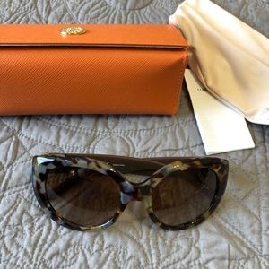 Tory Burch Cat Eye Sunglasses (Never Worn)